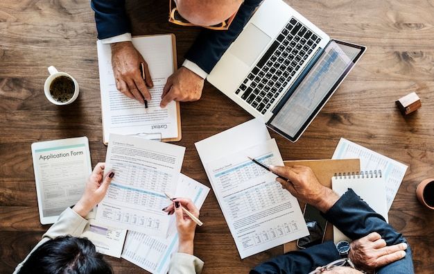 group of business people having a meeting free photo